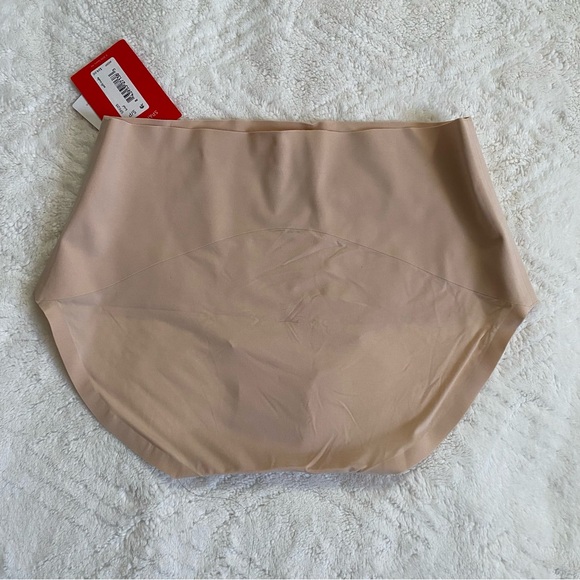 NWT Spanx. Nude Brief. SMALL - Picture 4 of 4